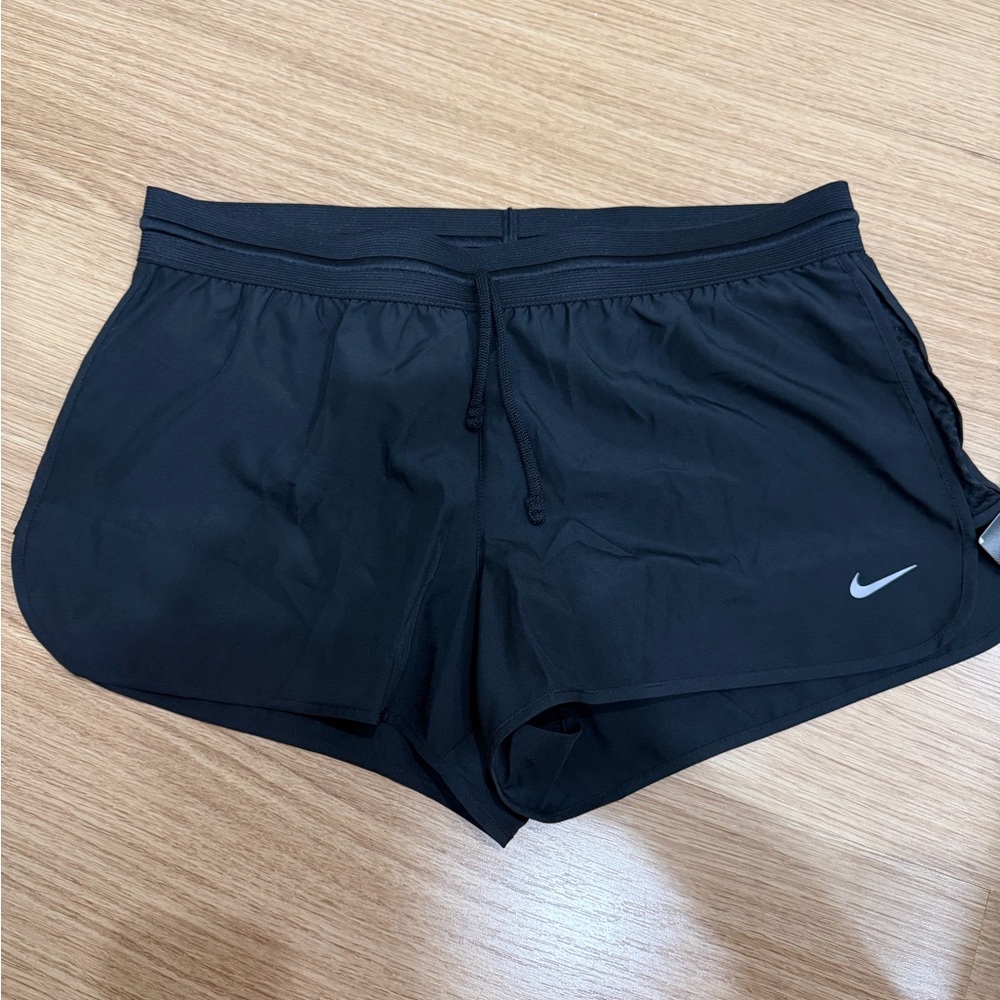 Nike Women's Athletic Black Shorts DRI-FIT women size M new